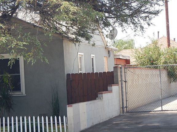 3rd image of 1202 Glenoaks Blvd