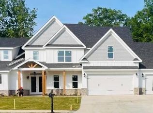 27 Grove Pointe Way, Cartersville, GA 30120