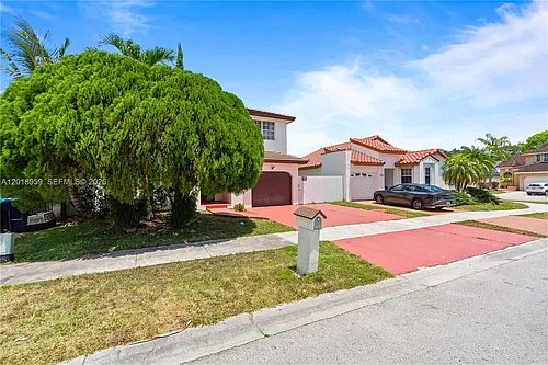 15345 SW 63rd Ter Photo 1