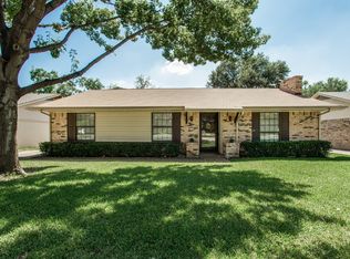 1120 Janell Dr, Irving, TX 75062