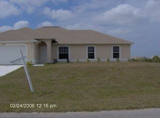 2208 NW 6th Pl, Cape Coral, FL 33993
