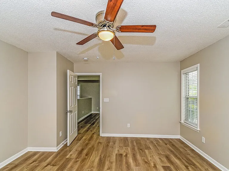 2143 Castle Pines Dr — Photo 8