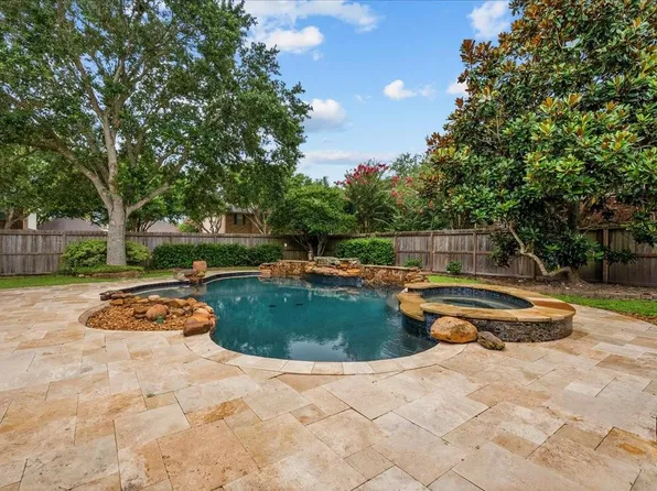 2876 Match Point Ln, Friendswood, TX 77546