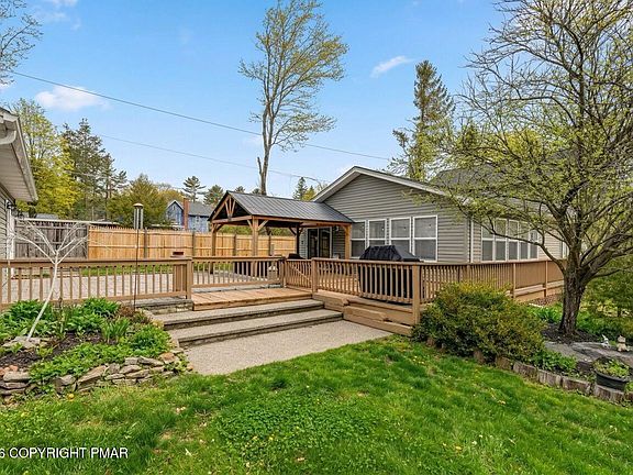 3rd image of 6253 Paradise Valley Rd