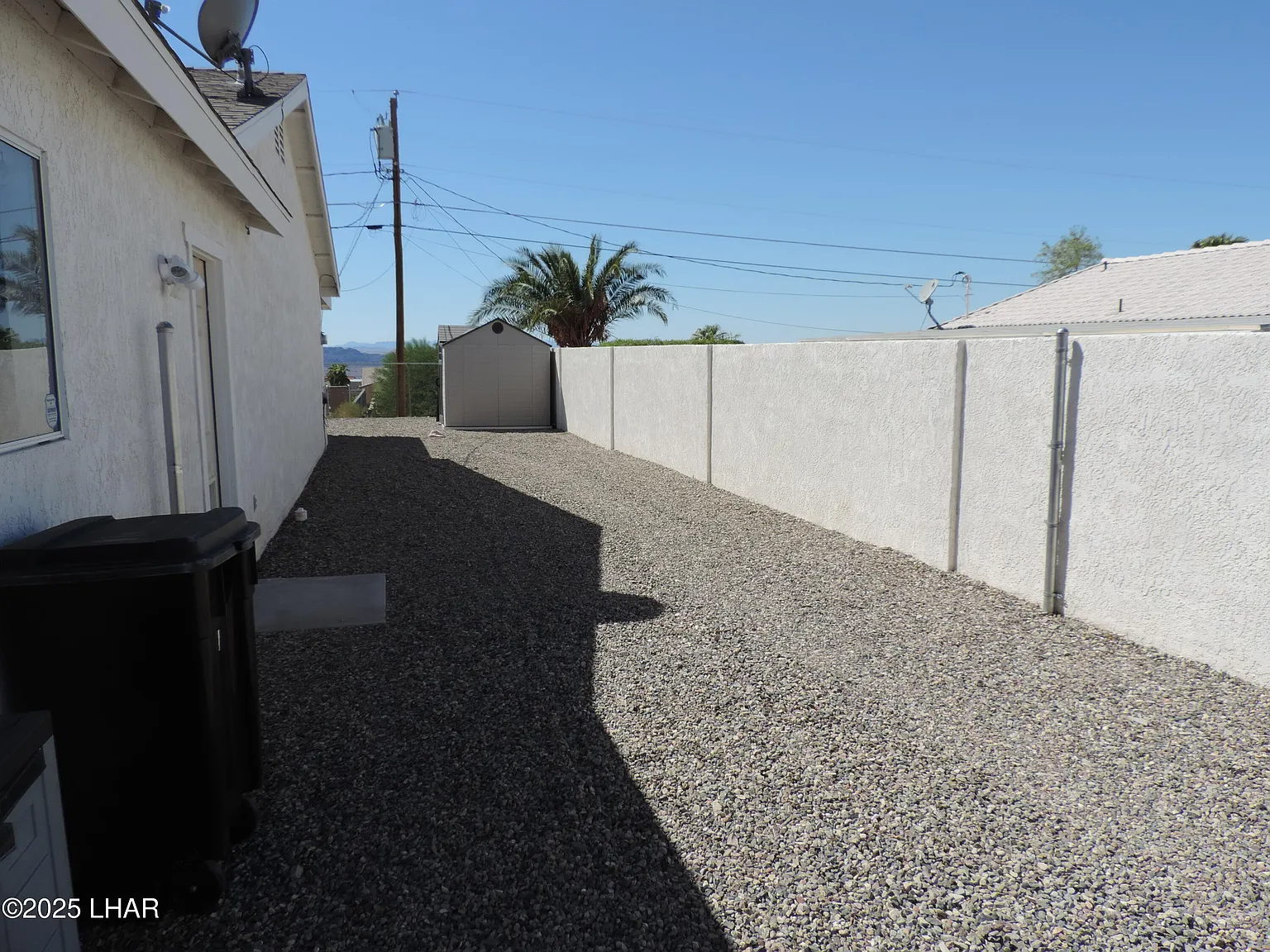 3 bed, 2.0 bath, 1248 sqft, $2,300 — Photo 2