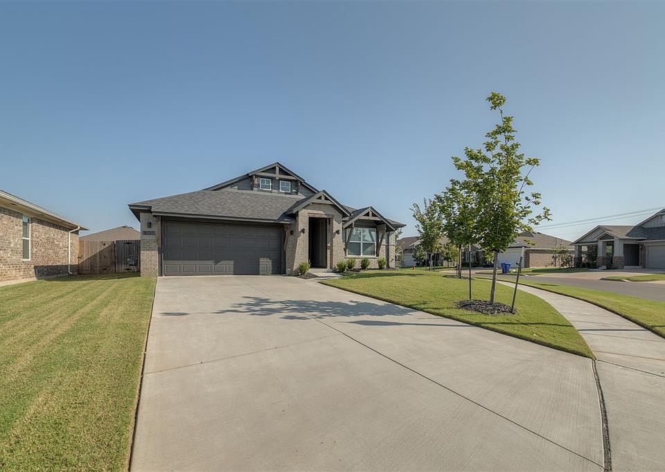 1st image of 601 Blue Fish Rd