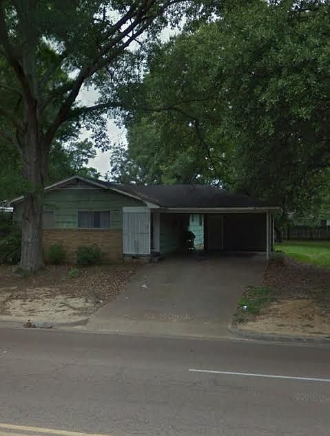 2nd image of 1131 Ellis Ave