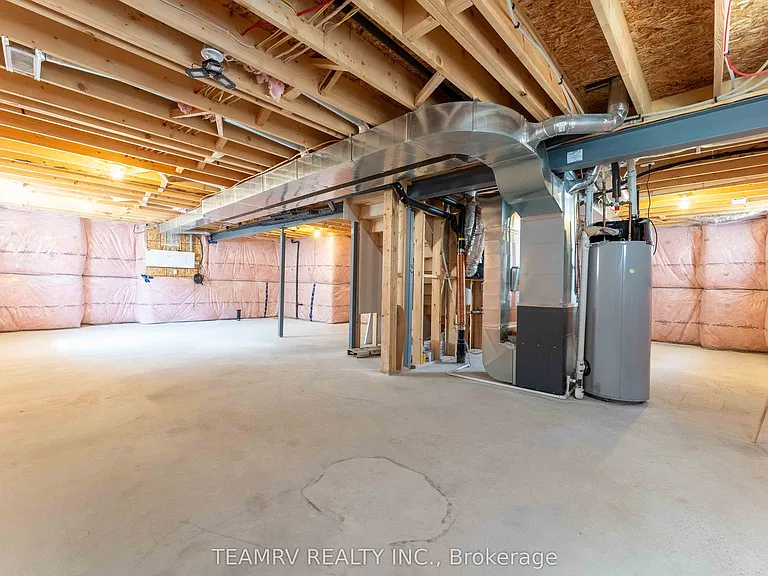 382 Masters Dr — Photo 36