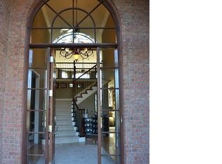 2799 Addison Cir S, Rochester, MI 48306