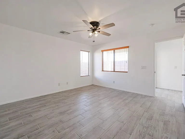 23928 W Desert Bloom St — Photo 21