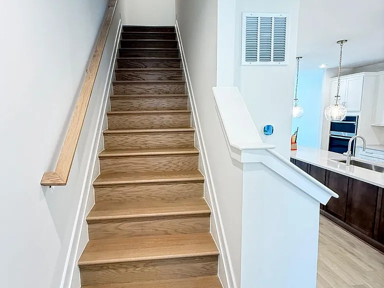 9715 Grant Ave — Photo 30