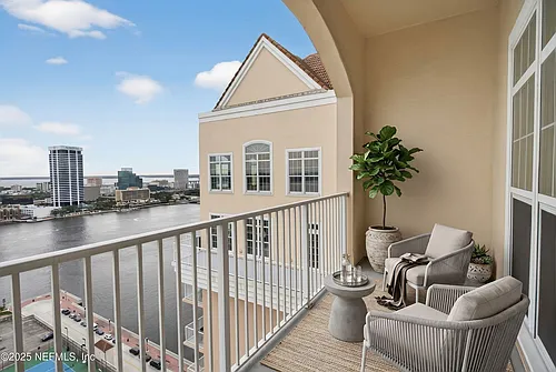400 E Bay St #Penthouse 3 Photo 1