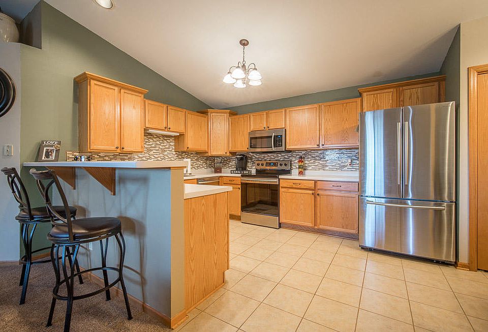 1st image of W241N2533 E Parkway Meadow Cir