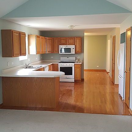 3rd image of 1731 Carol Anne Dr