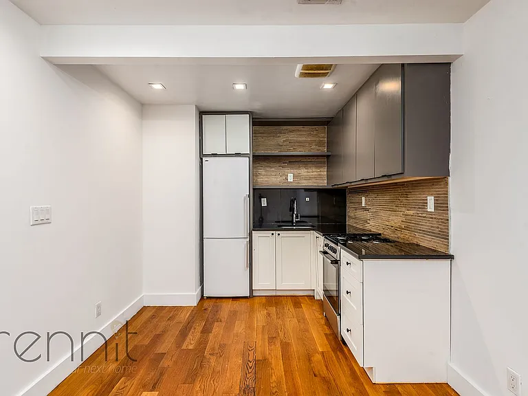 43 Duffield St #3 — Photo 6