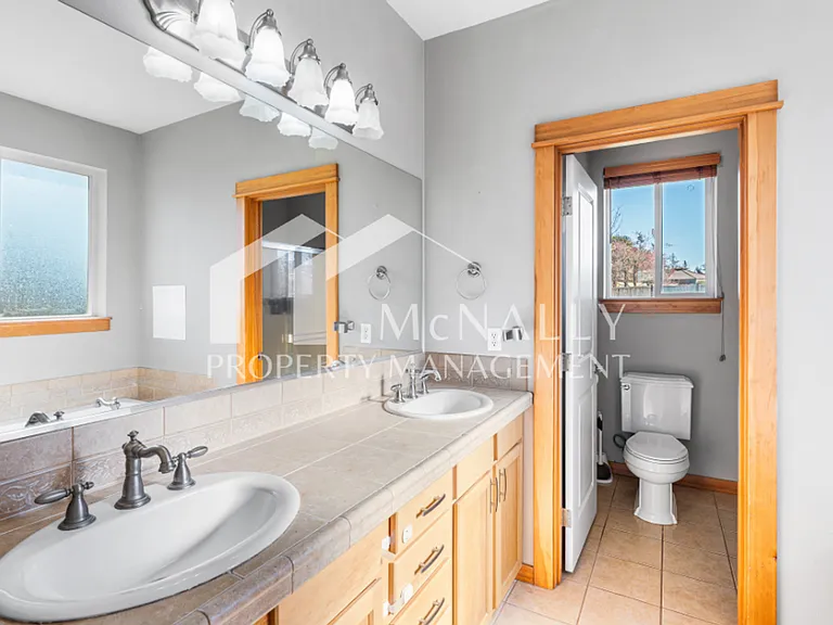 9723 Phillips Rd SE — Photo 15