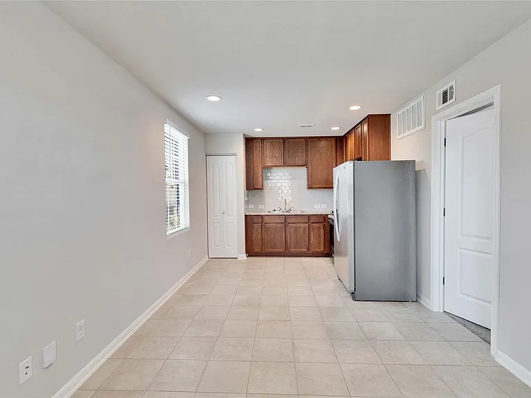 371 Ferrule Dr #B — Photo 6