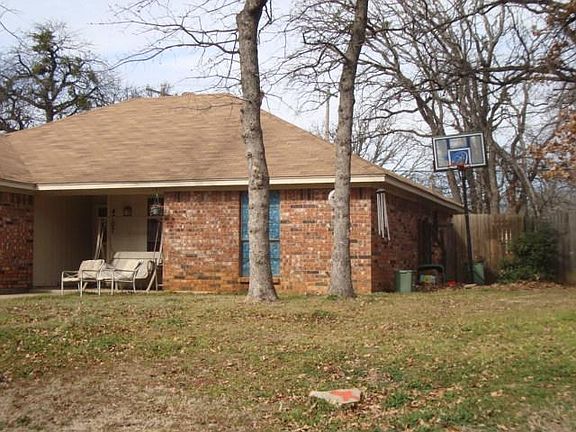 2nd image of 4707 Bayberry Dr