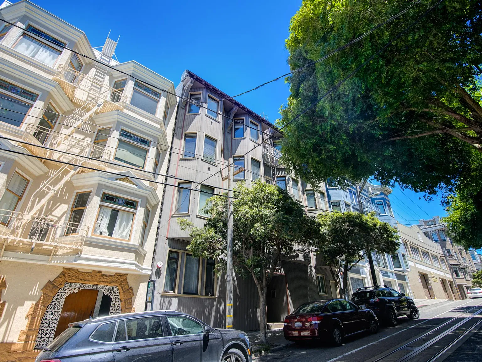 1350 Washington Street — Photo 1