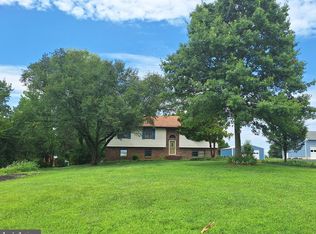 148 W Wolfert Station Rd, Mickleton, NJ 08056