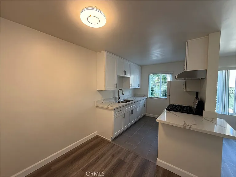 1420 Benito Ave #1 — Photo 6