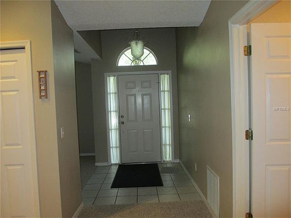 2nd image of 972 N Lake Claire Cir