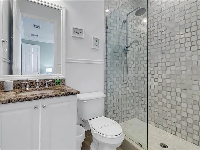 3402 Tigris Ln — Photo 16