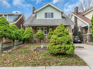 369 Rankin Ave, Windsor, ON N9B 2R6