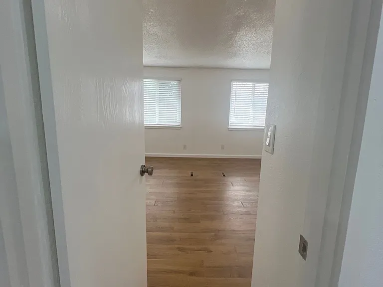 The Loft Apartments — Photo 41