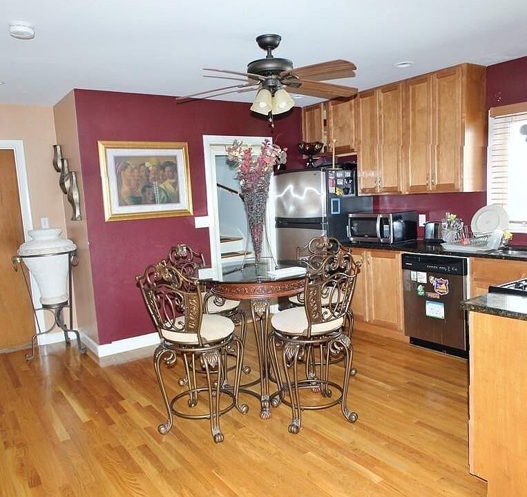 1st image of 53 Ackers Ave Unit 53