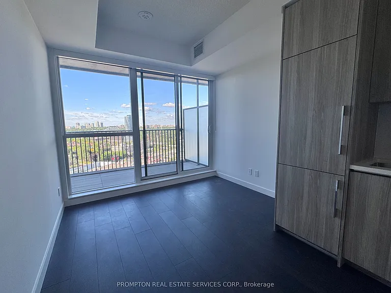 18 Esther Shiner Blvd #1807 — Photo 8