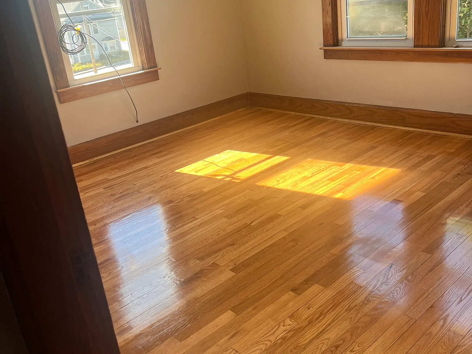2 bed, 900 sqft, $2,200 — Photo 2