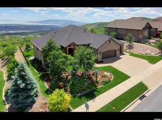 2002 E Eagle Crest Dr, Draper, UT 84020