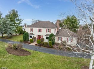 1 Harvest Ct, Flemington, NJ 08822