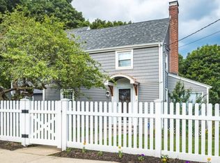 707 Winthrop St, Medford, MA 02155