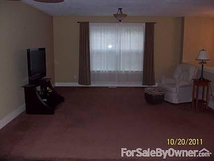3rd image of 5082 Canal Ave SW