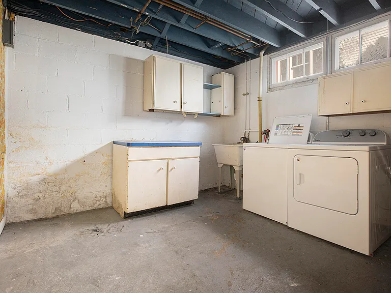 1408 W Washington St — Photo 20