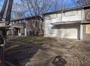 522 W 136th St, Riverdale, IL 60827