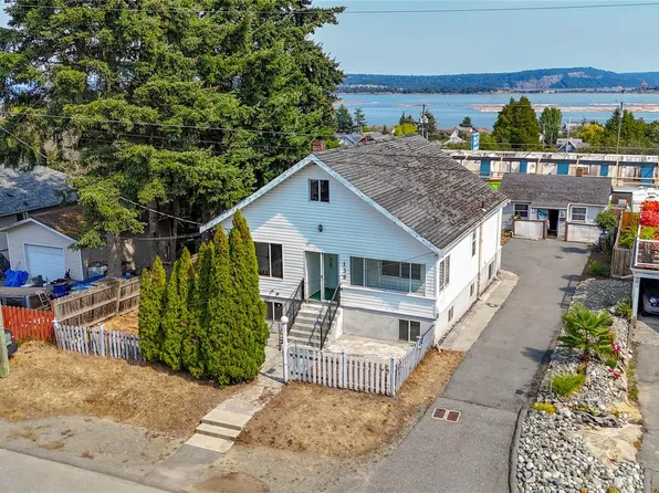 138 Strickland St, Nanaimo, BC V9R 4S2