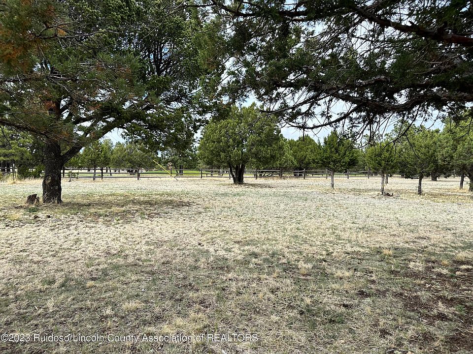 2nd image of LOT 3 High Mesa Rd