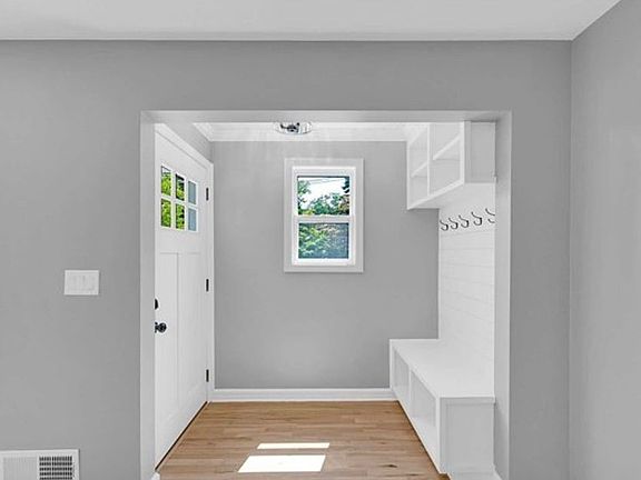 5th image of 454 Rifle Camp Rd