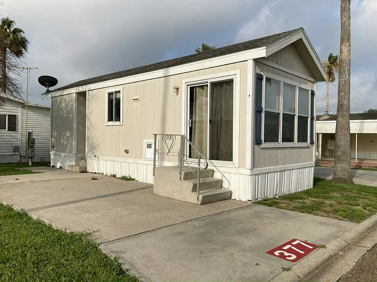 1501 S Airport Dr #377 — Photo 3