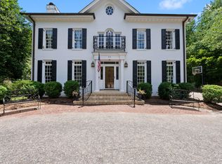 513 Lake Boone Trl, Raleigh, NC 27608