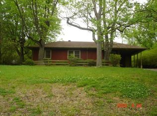 958 Norman Dr, Clarksville, TN 37040