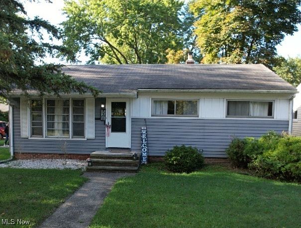1st image of 371 Fairwood Cir
