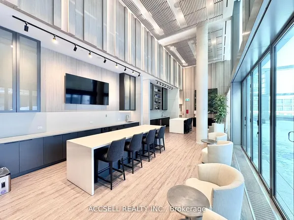 185 Millway Ave, Vaughan, ON