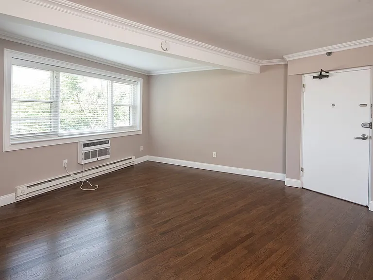 30-34 Moonachie Rd — Photo 12