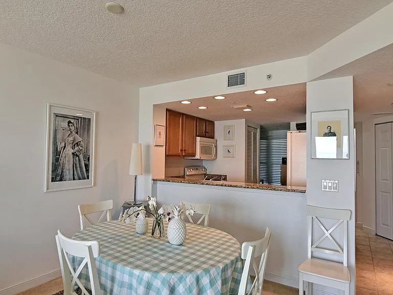 2700 Ocean Dr #403 — Photo 13