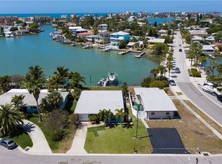 404 Normandy Rd, Madeira Beach, FL 33708