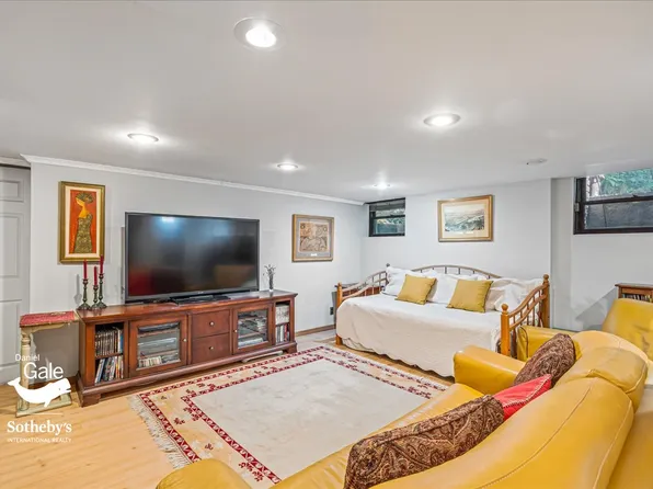 23 Whitson Street image 29 of 40